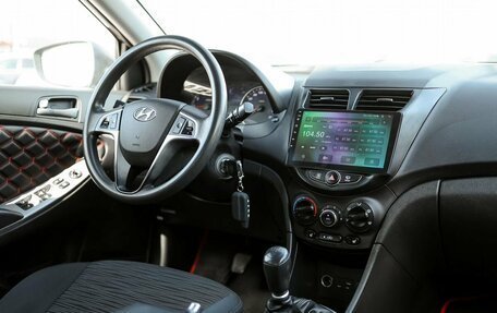 Hyundai Solaris II рестайлинг, 2016 год, 1 069 000 рублей, 10 фотография