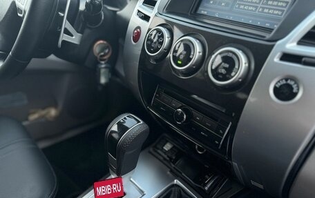 Mitsubishi Pajero Sport II рестайлинг, 2011 год, 1 800 000 рублей, 24 фотография