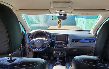 Mitsubishi Outlander III рестайлинг 3, 2019 год, 2 190 000 рублей, 8 фотография