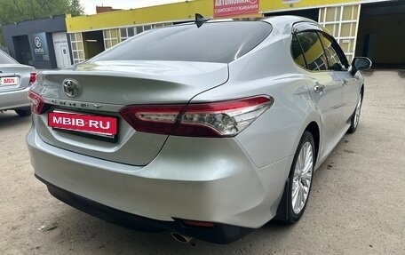 Toyota Camry, 2021 год, 3 399 000 рублей, 7 фотография
