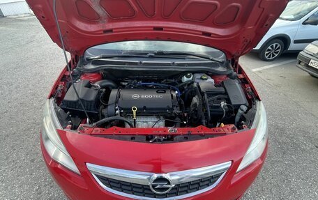 Opel Astra J, 2011 год, 650 000 рублей, 13 фотография