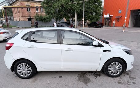 KIA Rio III рестайлинг, 2013 год, 930 000 рублей, 7 фотография