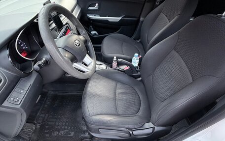 KIA Rio III рестайлинг, 2013 год, 930 000 рублей, 11 фотография