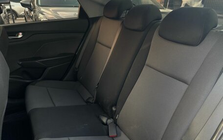 Hyundai Solaris II рестайлинг, 2018 год, 1 250 000 рублей, 17 фотография