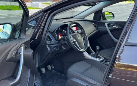 Opel Astra J, 2013 год, 870 000 рублей, 9 фотография