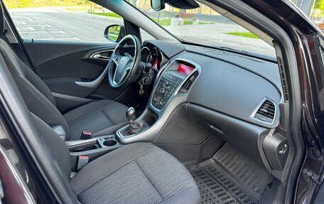 Opel Astra J, 2013 год, 870 000 рублей, 14 фотография