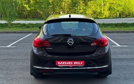 Opel Astra J, 2013 год, 870 000 рублей, 4 фотография