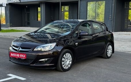 Opel Astra J, 2013 год, 870 000 рублей, 7 фотография