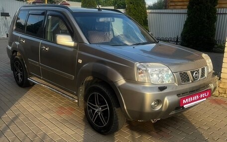 Nissan X-Trail, 2005 год, 750 000 рублей, 2 фотография