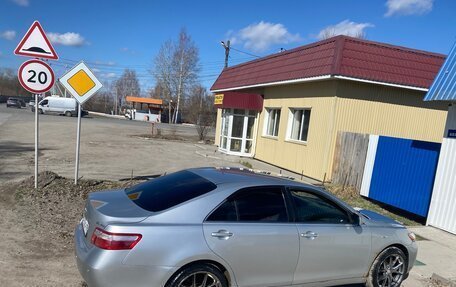 Toyota Camry, 2006 год, 600 000 рублей, 3 фотография