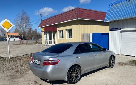Toyota Camry, 2006 год, 600 000 рублей, 4 фотография