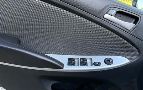 Hyundai Solaris II рестайлинг, 2012 год, 540 000 рублей, 11 фотография