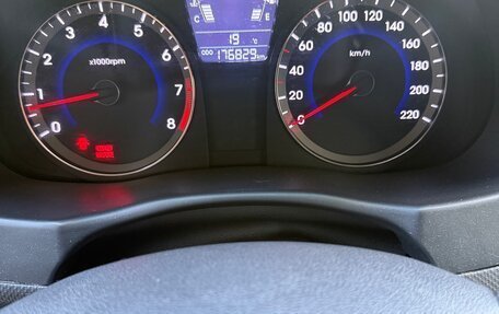 Hyundai Solaris II рестайлинг, 2012 год, 540 000 рублей, 12 фотография
