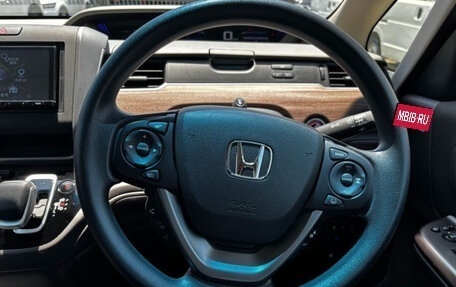 Honda Freed II, 2022 год, 1 690 000 рублей, 6 фотография