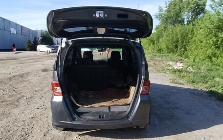 Honda Freed I, 2010 год, 940 000 рублей, 5 фотография