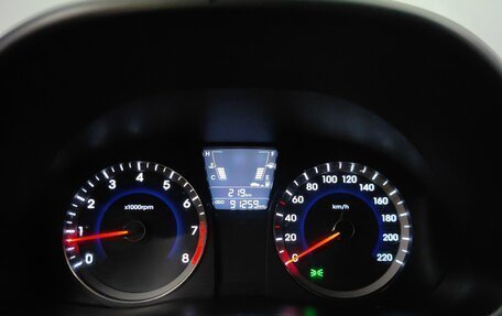 Hyundai Solaris II рестайлинг, 2011 год, 660 000 рублей, 10 фотография