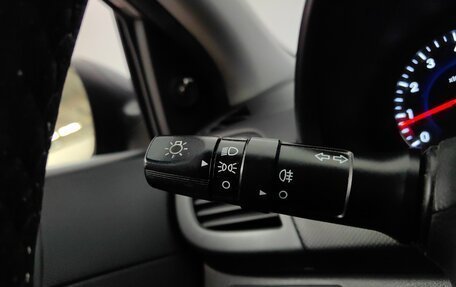 Hyundai Solaris II рестайлинг, 2011 год, 660 000 рублей, 19 фотография