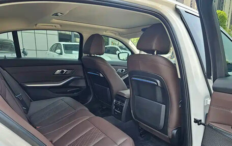 BMW 3 серия, 2022 год, 3 045 000 рублей, 10 фотография