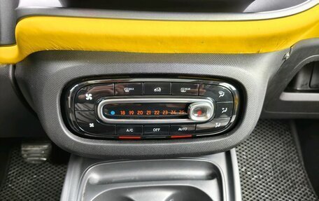 Smart Fortwo III, 2018 год, 1 190 000 рублей, 19 фотография