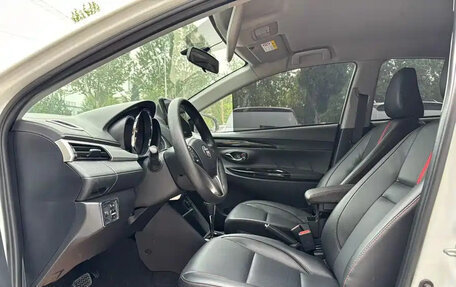 Toyota Yaris XP150 рестайлинг, 2022 год, 1 187 356 рублей, 5 фотография