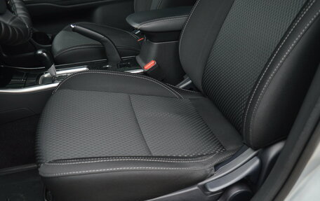 Mitsubishi Outlander III рестайлинг 3, 2019 год, 2 050 000 рублей, 16 фотография