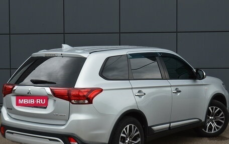 Mitsubishi Outlander III рестайлинг 3, 2019 год, 2 050 000 рублей, 7 фотография