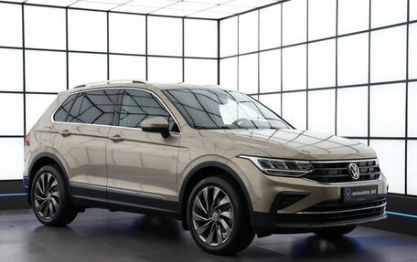Volkswagen Tiguan II, 2021 год, 3 049 000 рублей, 3 фотография