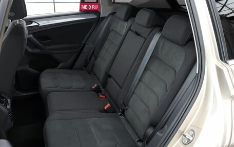 Volkswagen Tiguan II, 2021 год, 3 049 000 рублей, 10 фотография
