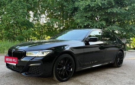BMW 5 серия, 2020 год, 4 990 000 рублей, 28 фотография