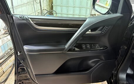 Lexus LX III, 2018 год, 6 850 000 рублей, 11 фотография