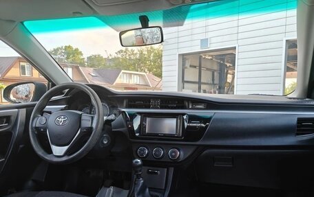 Toyota Corolla, 2013 год, 1 150 000 рублей, 17 фотография