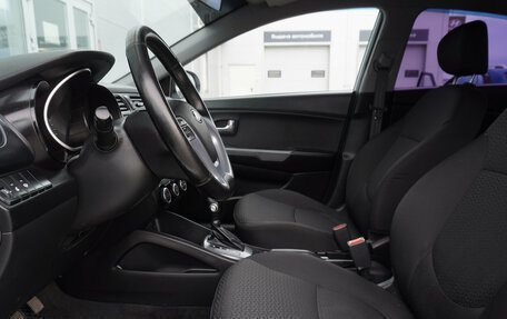 KIA Rio III рестайлинг, 2015 год, 985 000 рублей, 10 фотография