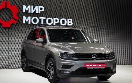 Volkswagen Tiguan II, 2020 год, 2 680 000 рублей, 3 фотография