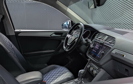 Volkswagen Tiguan II, 2020 год, 2 680 000 рублей, 30 фотография