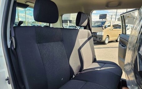 Toyota Probox I, 2023 год, 1 062 000 рублей, 15 фотография