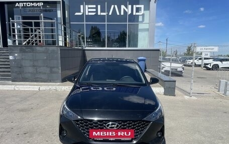 Hyundai Solaris II рестайлинг, 2020 год, 1 780 000 рублей, 2 фотография