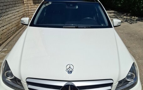 Mercedes-Benz C-Класс, 2011 год, 1 320 000 рублей, 1 фотография