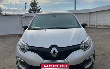 Renault Kaptur I рестайлинг, 2019 год, 1 610 000 рублей, 1 фотография