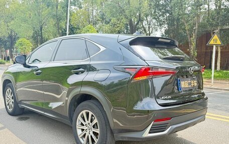 Lexus NX I, 2021 год, 2 498 000 рублей, 6 фотография