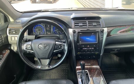 Toyota Camry, 2016 год, 1 690 000 рублей, 19 фотография