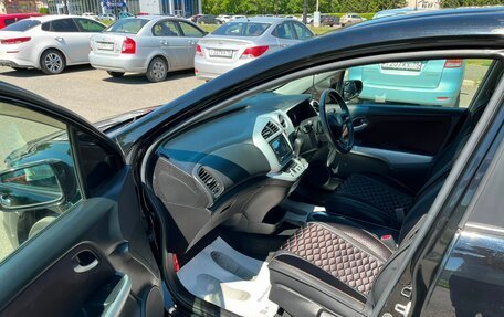 Honda Stream II, 2010 год, 1 279 000 рублей, 10 фотография