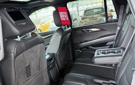 Cadillac Escalade IV, 2016 год, 3 500 000 рублей, 10 фотография
