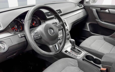 Volkswagen Passat B7, 2012 год, 1 199 900 рублей, 7 фотография