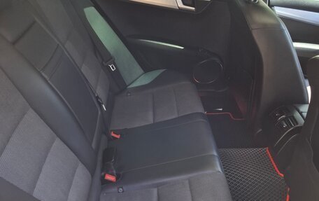 Mercedes-Benz C-Класс, 2011 год, 1 320 000 рублей, 6 фотография