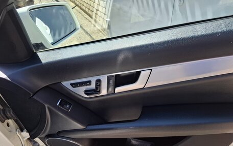Mercedes-Benz C-Класс, 2011 год, 1 320 000 рублей, 8 фотография