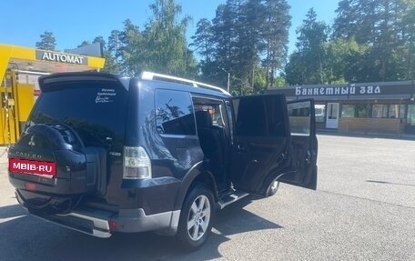 Mitsubishi Pajero IV, 2007 год, 1 150 000 рублей, 15 фотография