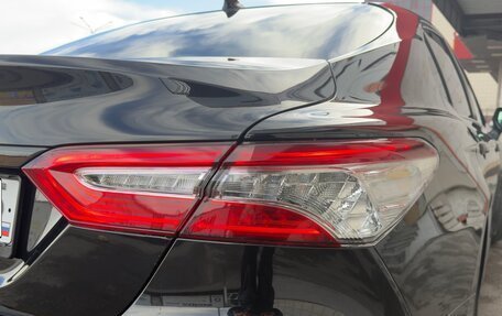 Toyota Camry, 2021 год, 2 500 000 рублей, 5 фотография