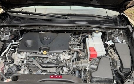 Toyota Camry, 2021 год, 2 500 000 рублей, 18 фотография