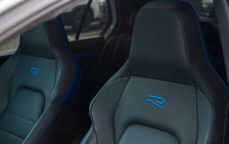 Volkswagen Golf R, 2023 год, 4 990 000 рублей, 12 фотография