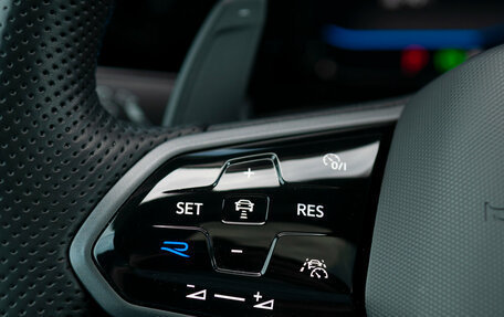 Volkswagen Golf R, 2023 год, 4 990 000 рублей, 24 фотография
